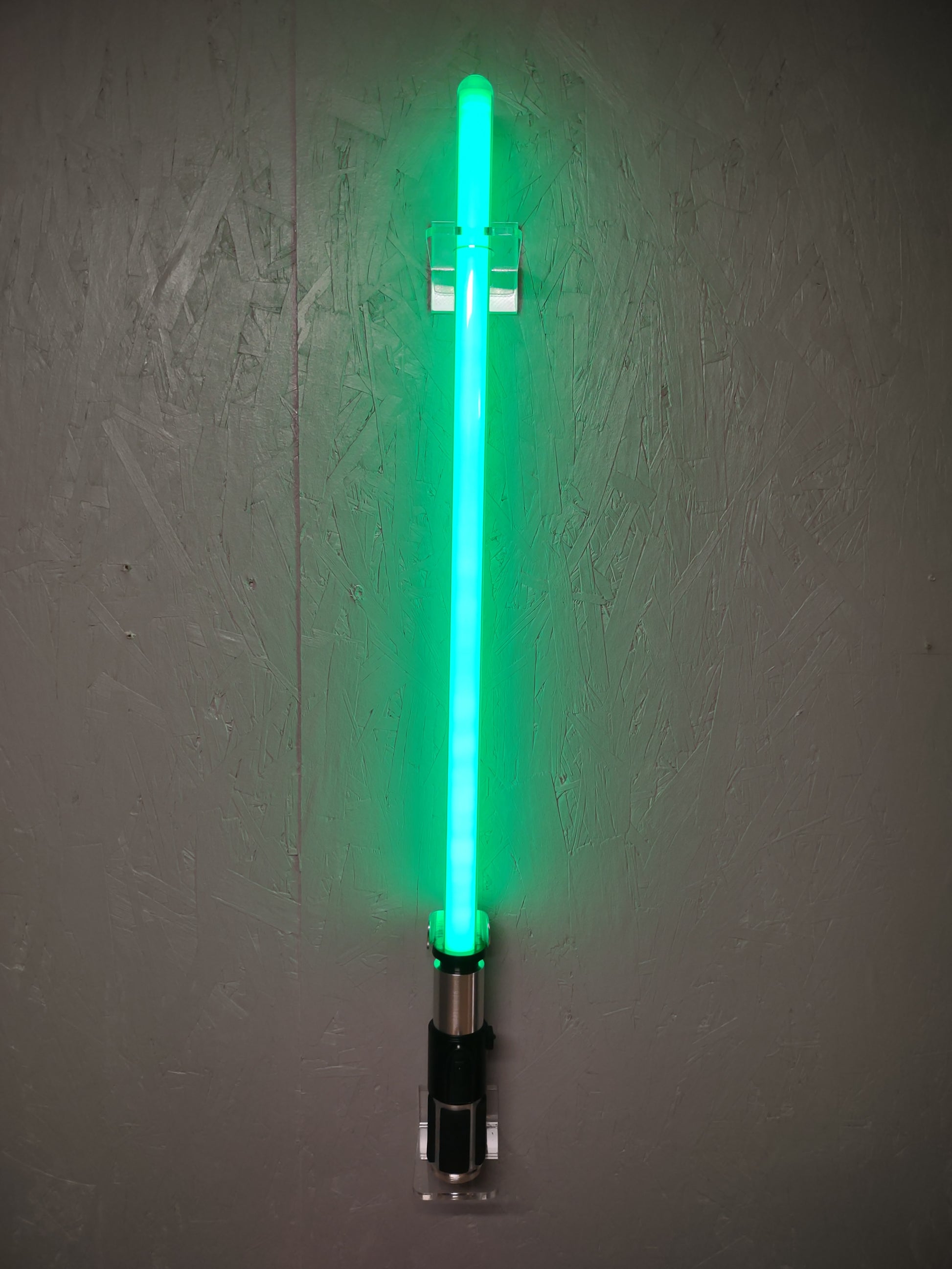 Light saber wall mount vertical